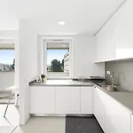 Charming Ribeirao Retreat With Balcony *