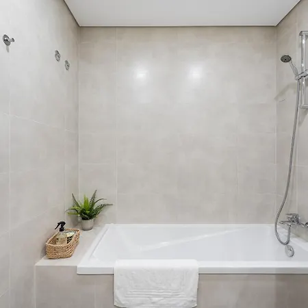 Apartment Charming Ribeirao Retreat With Balcony Vila Nova de Famalicao